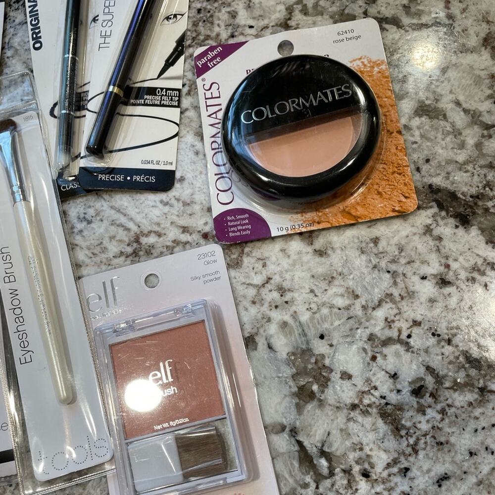 NEW Makeup Lot - Picture 5 of 6